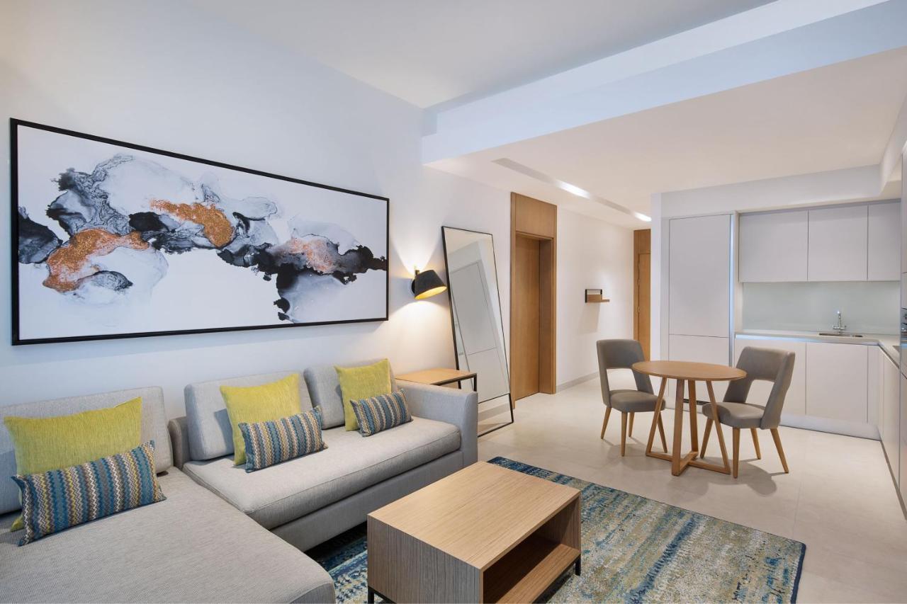 Residence Inn By Marriott Al Jaddaf Dubai Bagian luar foto