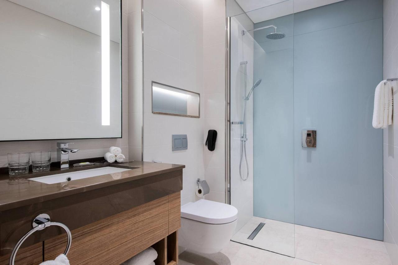 Residence Inn By Marriott Al Jaddaf Dubai Bagian luar foto