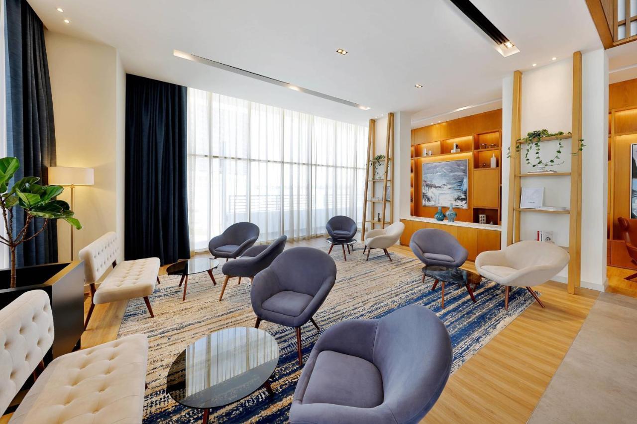 Residence Inn By Marriott Al Jaddaf Dubai Bagian luar foto