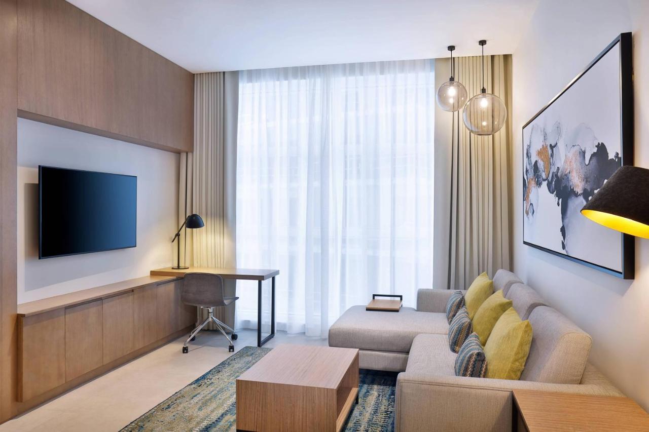 Residence Inn By Marriott Al Jaddaf Dubai Bagian luar foto